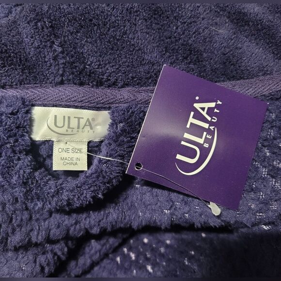 new ULTA Robe, OS, Textured Navy Blue, Wrap front, Sash Belt, Pockets - Picture 10 of 12